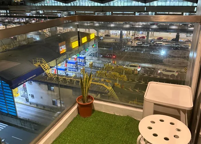 Apartment Budget Across Naia Terminal 3 C1-9w Manila